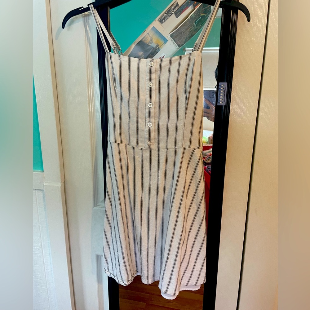 Hollister beachy mini white striped a-line sundress